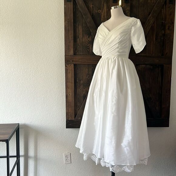 Classical A-Line V-Neck Short Sleeve Pleats Bohemain Lace Wedding  Dress - Picture 8 of 16